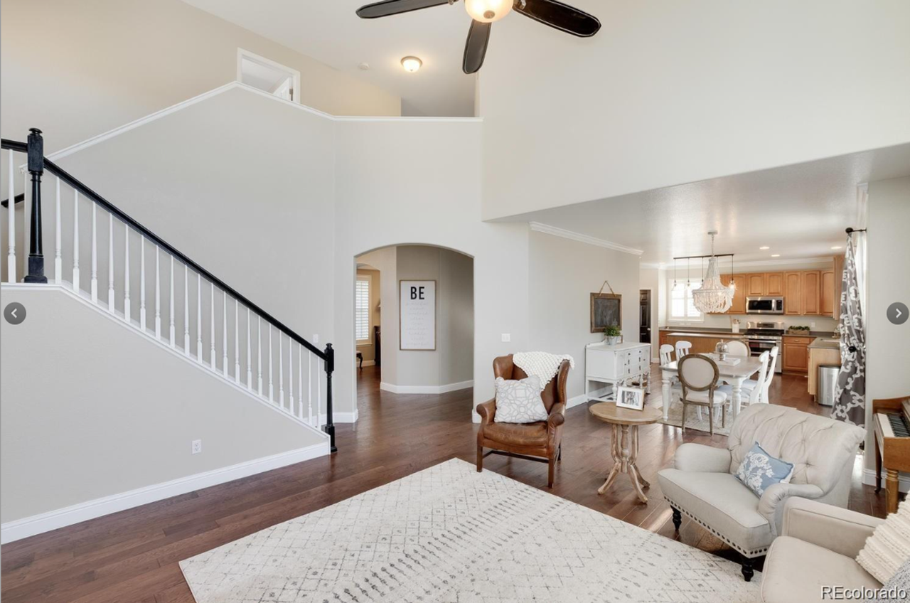 11387 Waldorf Ct - Photo 3 of 34