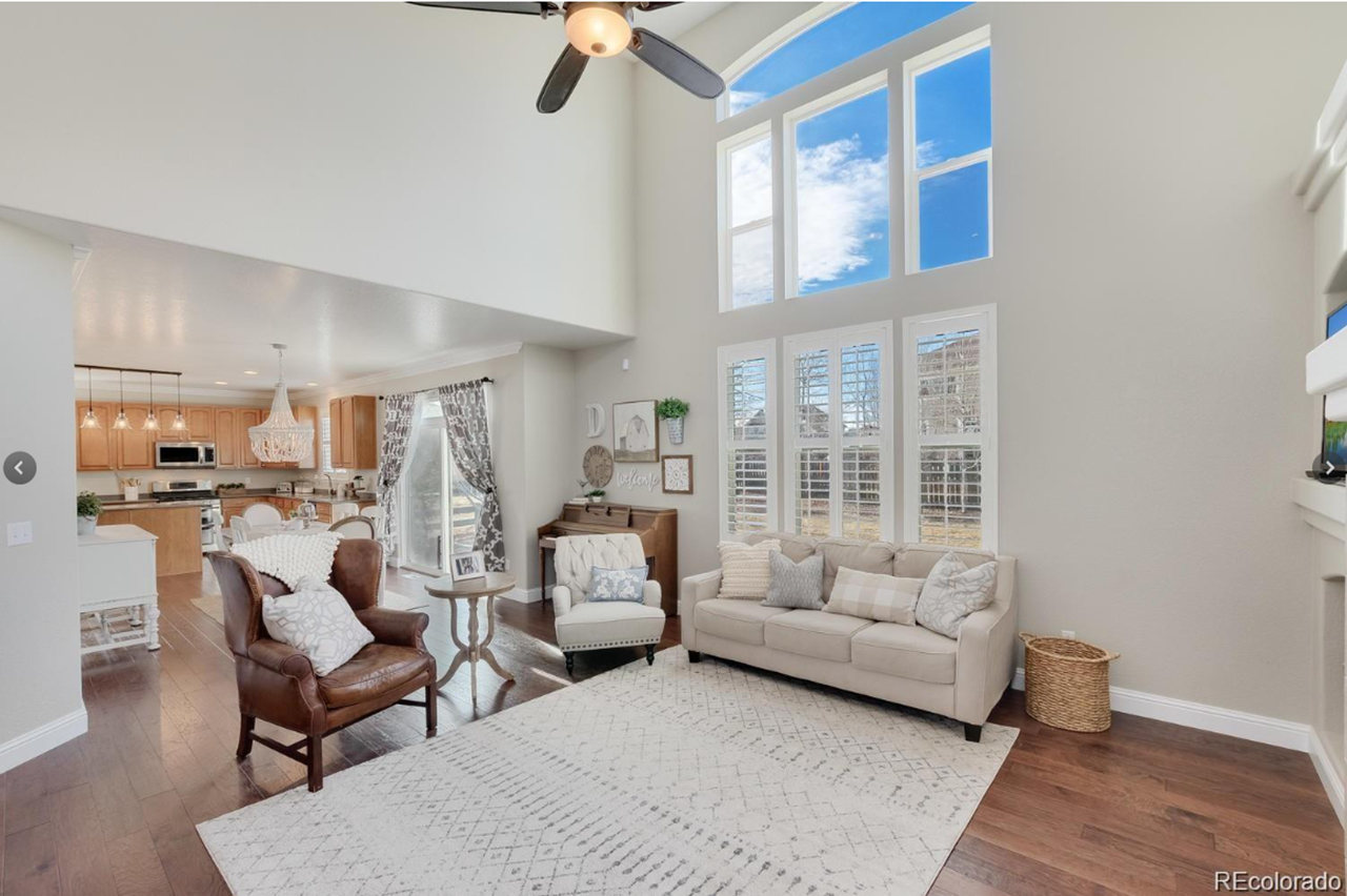 11387 Waldorf Ct - Photo 6 of 34
