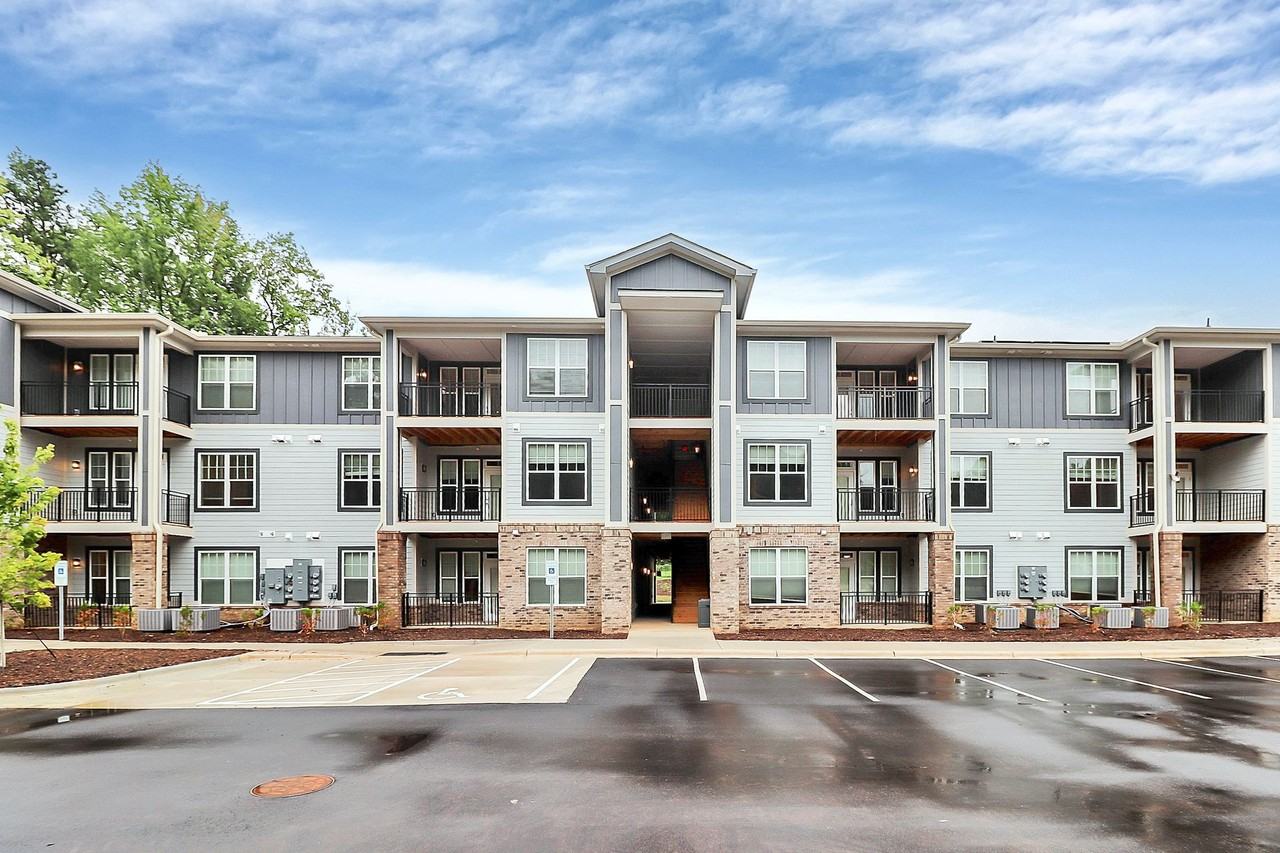 520 Tom Hunter - Photo 5 of 50