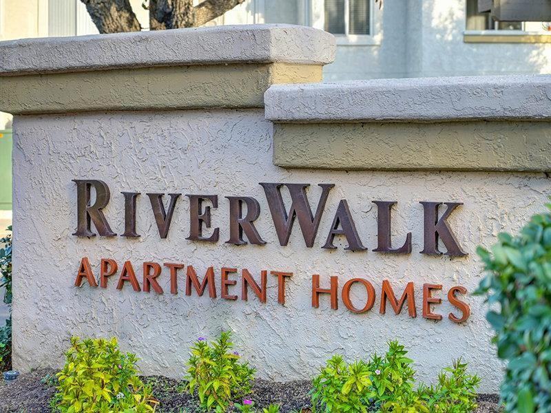 1332 Morning View Dr - Photo 7 of 20