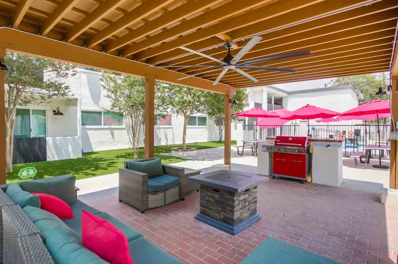 The Magnolia - Photo 6 of 6