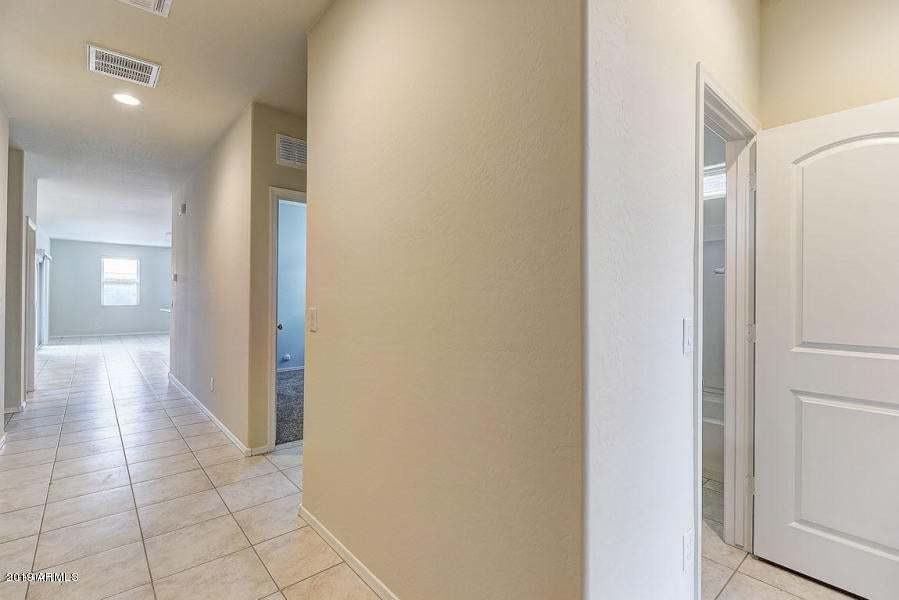 37748 W Bello Ln - Photo 2 of 19