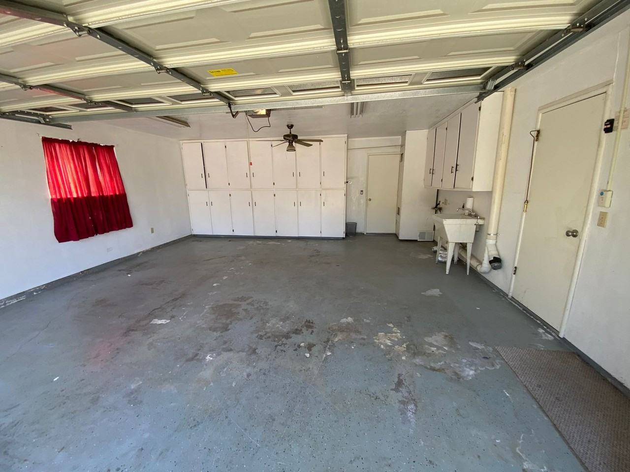 1927 S Julieann Ct - Photo 3 of 41