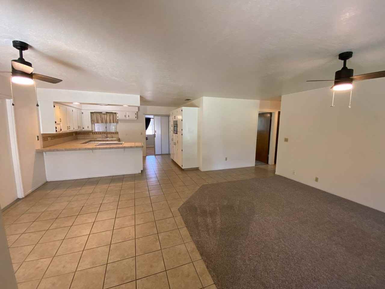 1927 S Julieann Ct - Photo 7 of 41