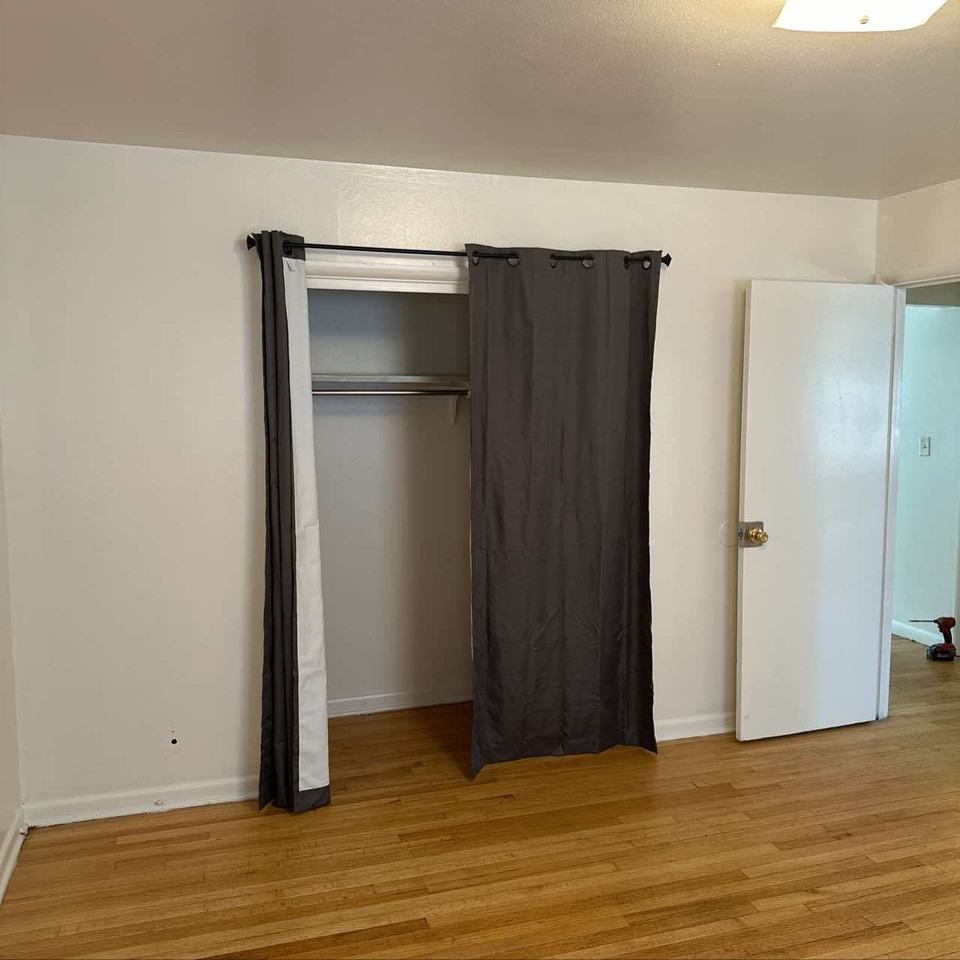 9205 W Sheridan Ave - Photo 3 of 10