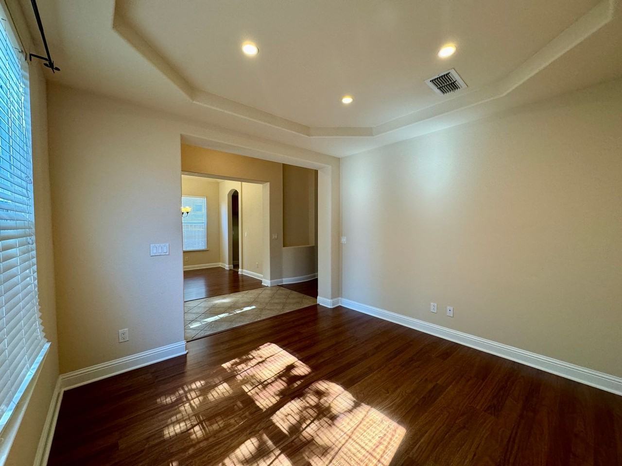 1168 Burwick Lane - Photo 3 of 44
