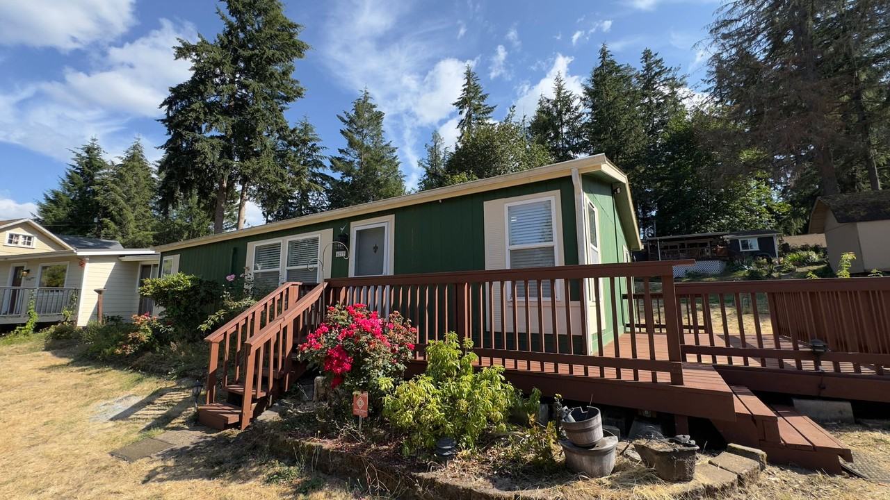 4219 119th Ave Se - Photo 2 of 22