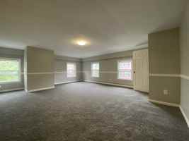 featured image of 10 Summer St