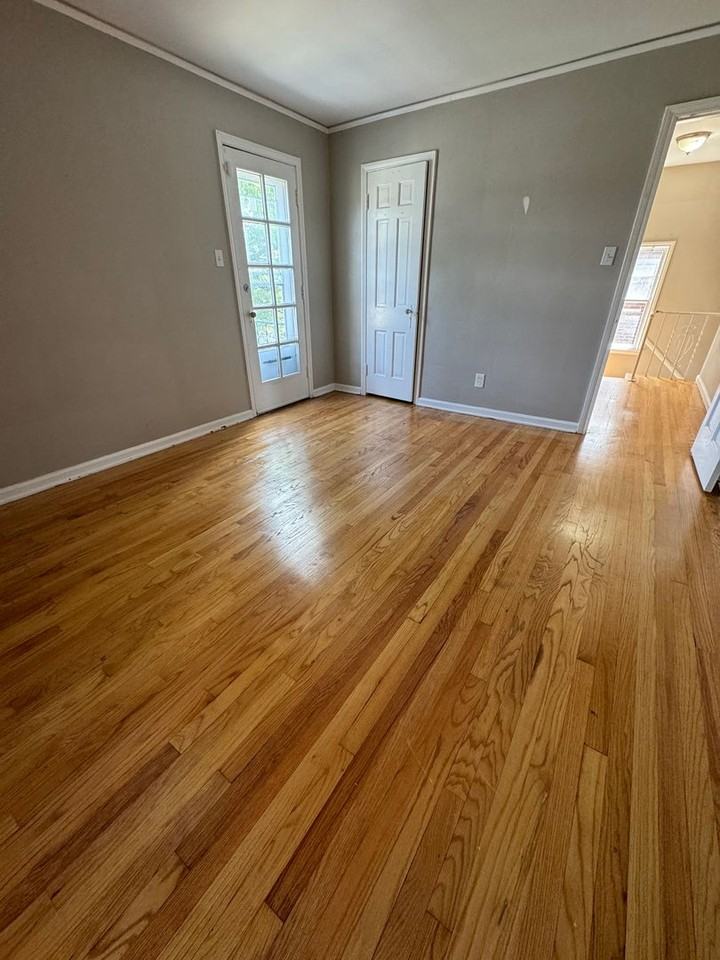 18260 Sorrento St - Photo 5 of 8