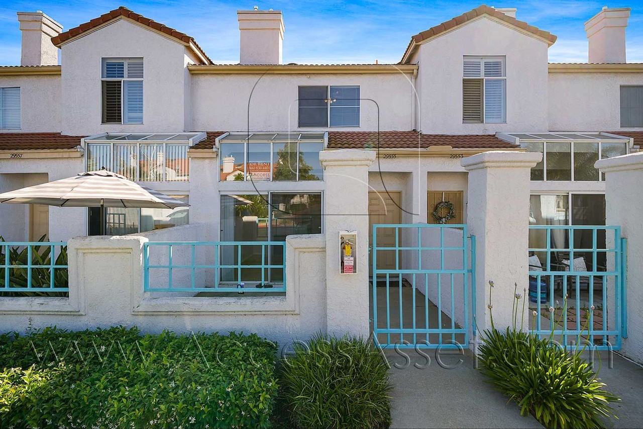 29555 Cara Way - Photo 3 of 29