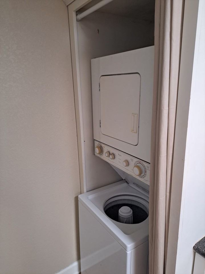 1802 Jackson Ave E #195 - Photo 6 of 11