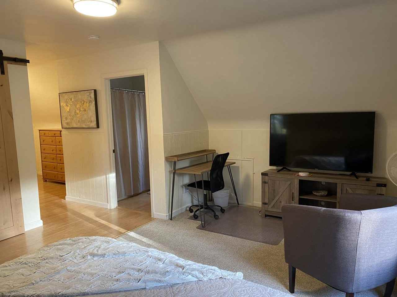 464-330 Main St #1 - Photo 2 of 48