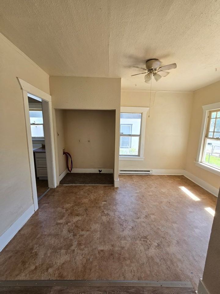 2807 E 4th Ave - Photo 5 of 13