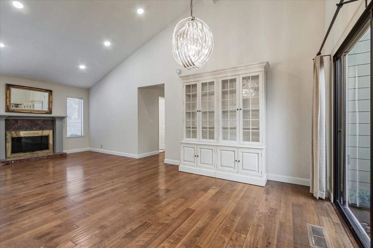515 Clearview Dr - Photo 5 of 21