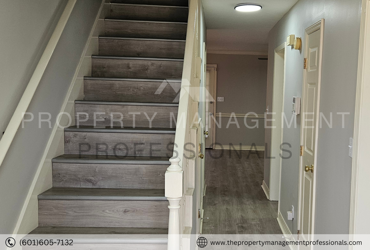 23 River Run Dr - Photo 3 of 26