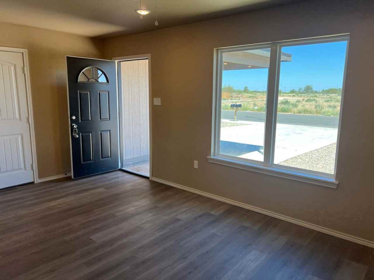 3106 East Cornell Street - Photo 4 of 33