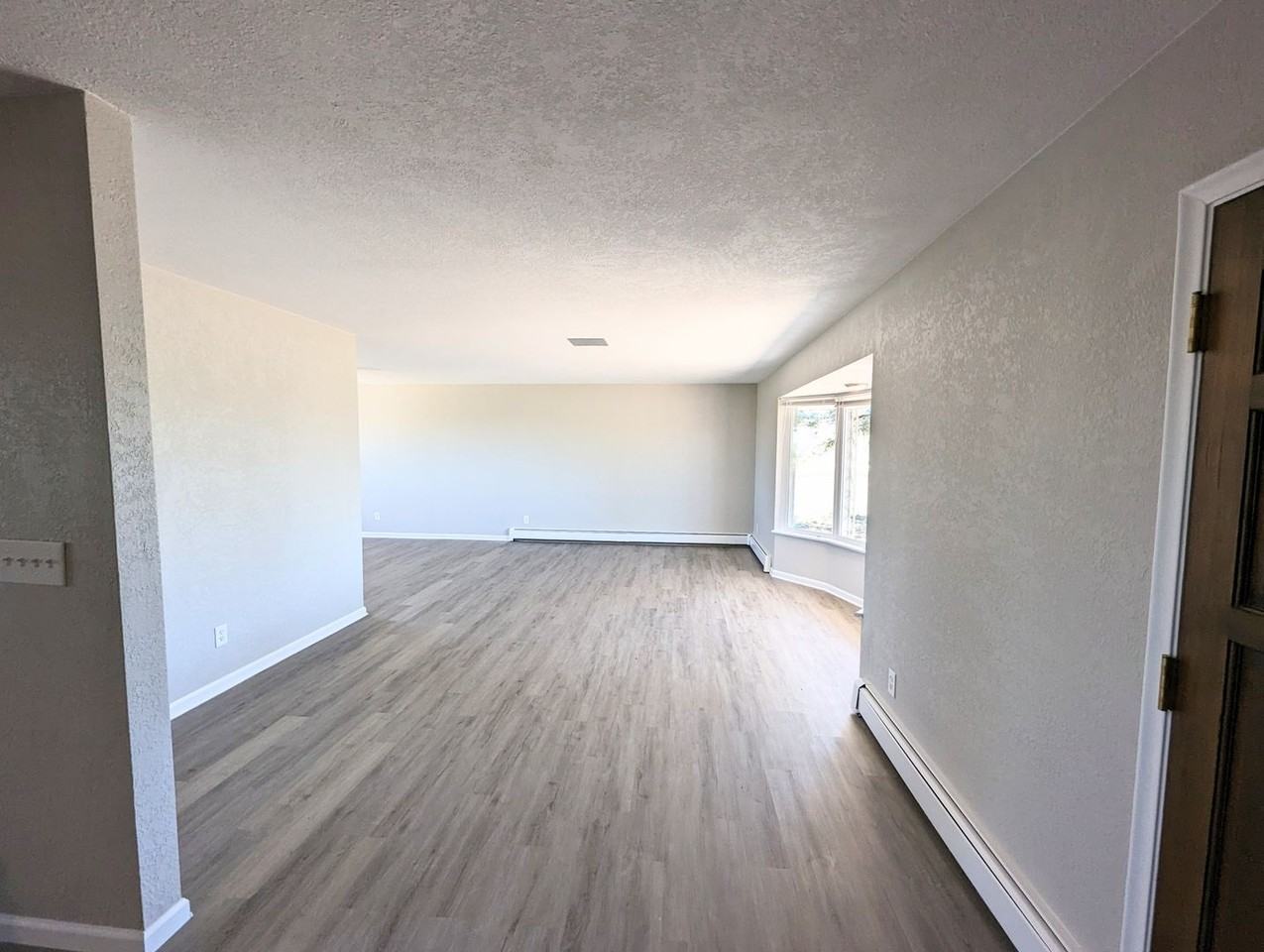 11175 County Road 142 - Photo 2 of 24