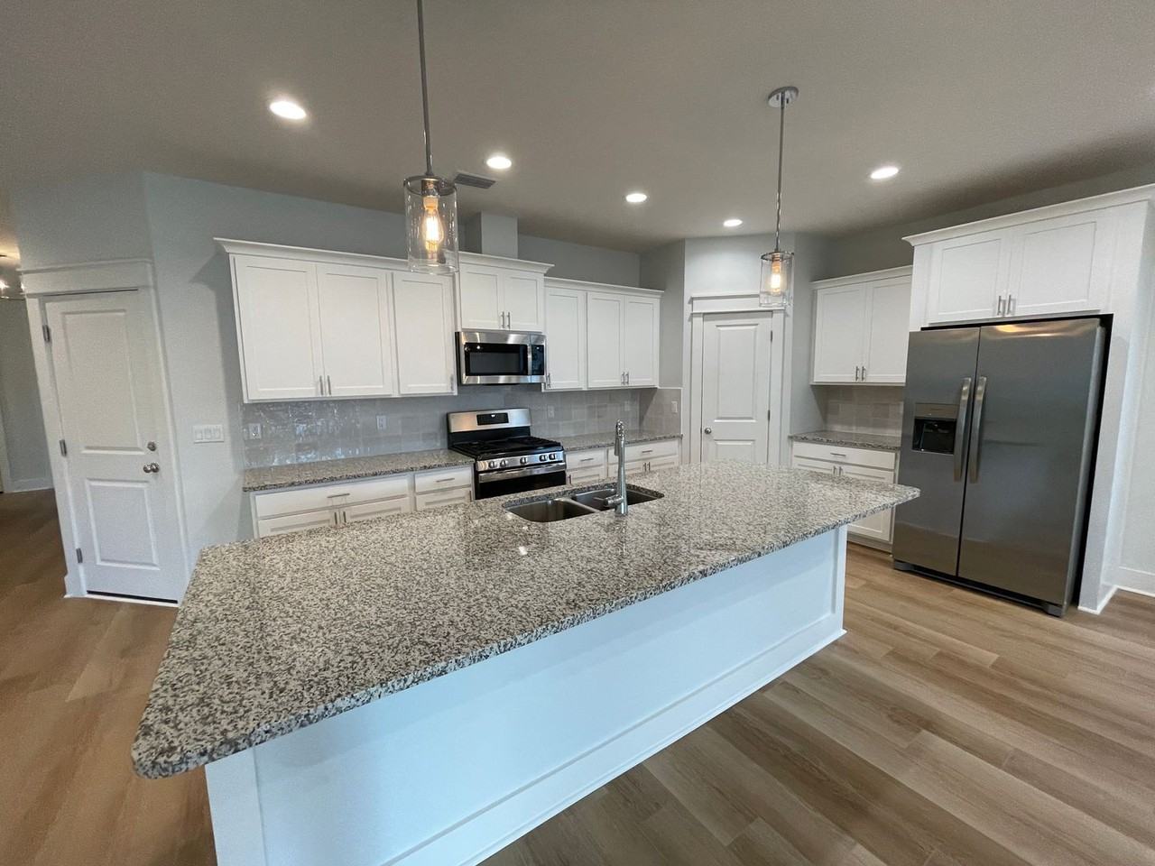 427 Foxtail Way - Photo 3 of 31