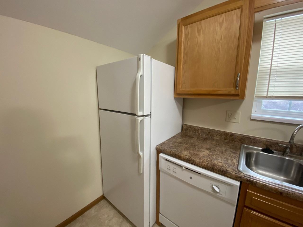 1301 Arthur Avenue - Photo 6 of 11