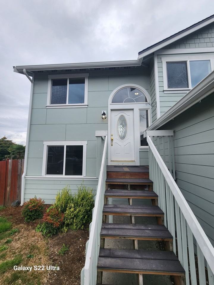 17902 29th Ave Ne - Photo 2 of 50