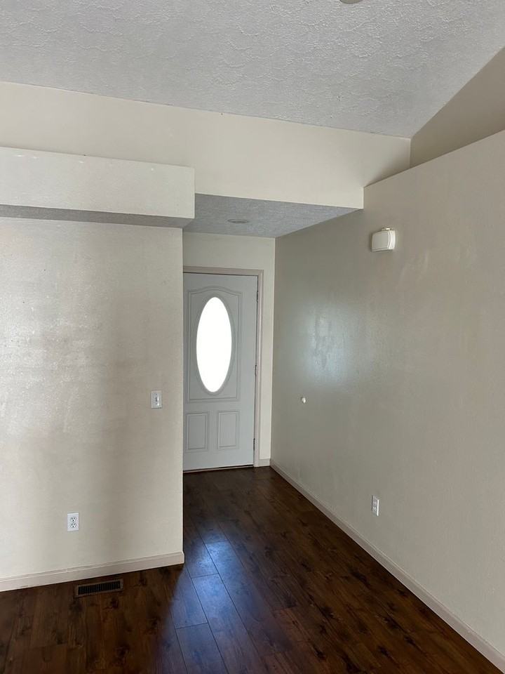 20922 Harbor Ln - Photo 6 of 29