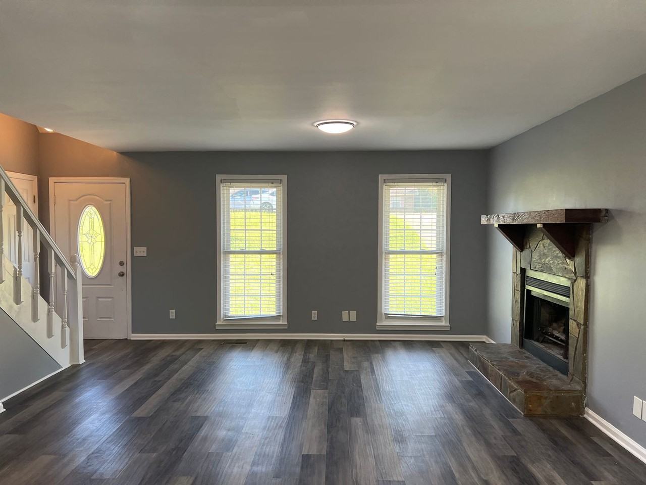 3821 Bobby Ct - Photo 2 of 30