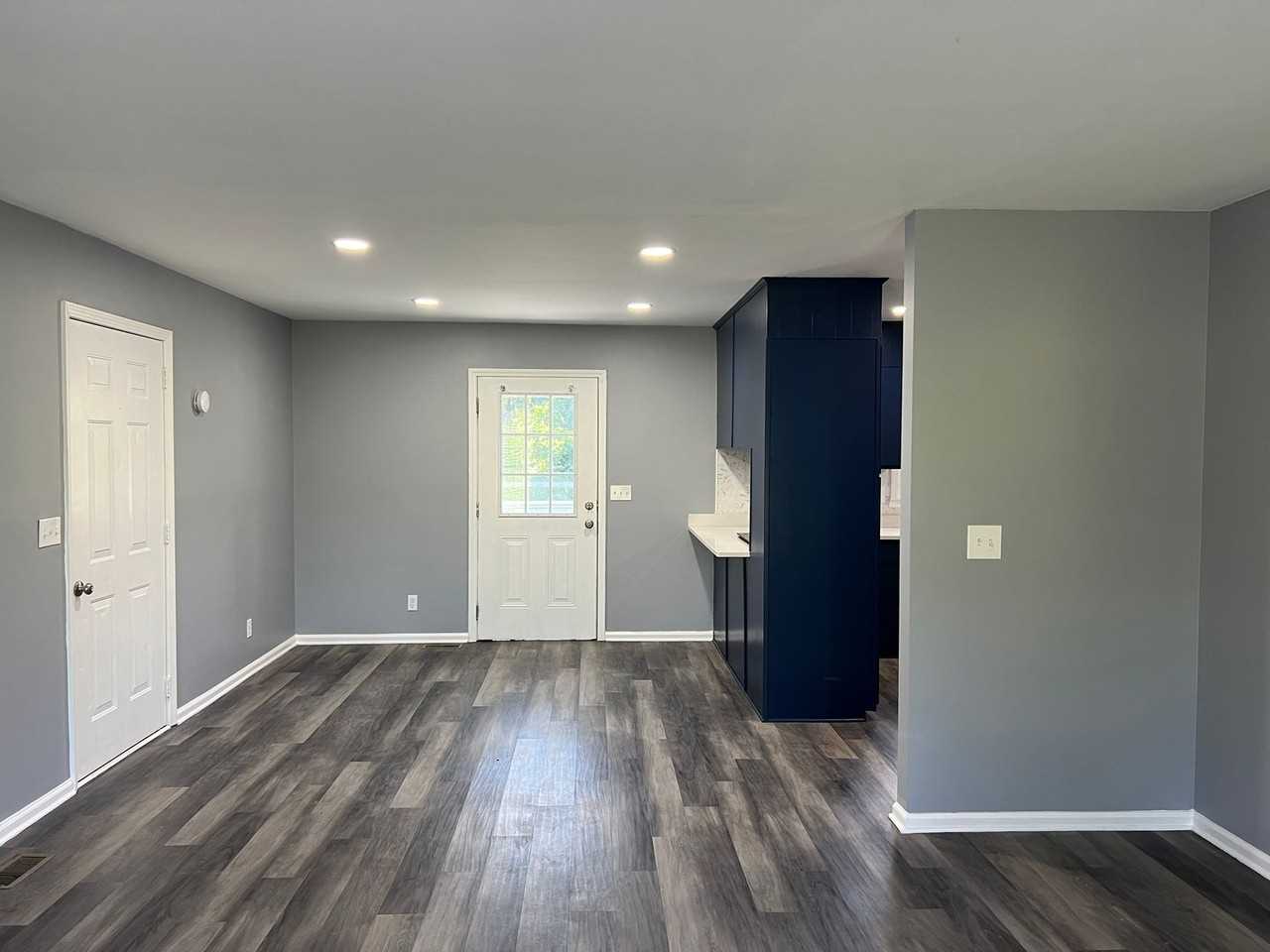 3821 Bobby Ct - Photo 3 of 30
