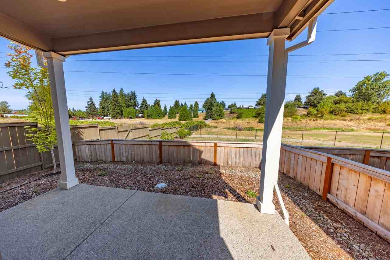 6016 Ne 64th St - Photo 2 of 21