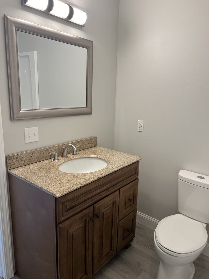 226 Short Rd #1 - Photo 5 of 12