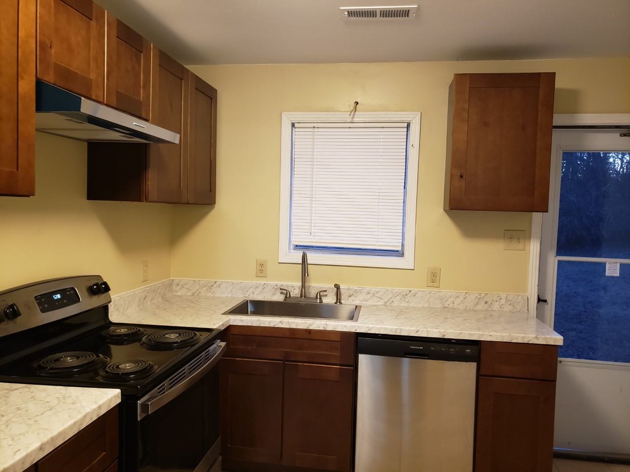 1317 Hatchie St #NA - Photo 2 of 18