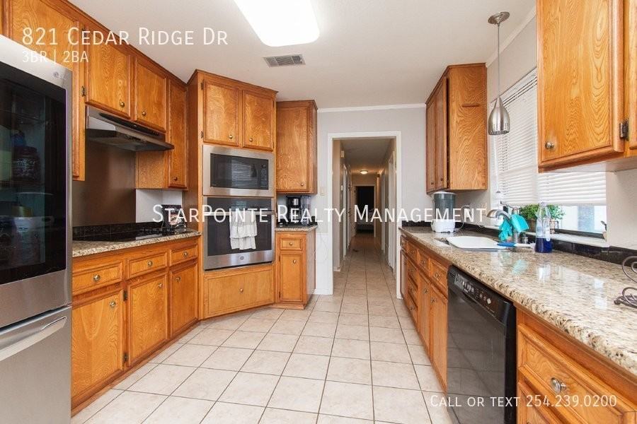 821 Cedar Ridge St - Photo 5 of 27