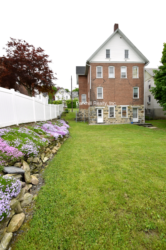 221 S 2nd St - Photo 3 of 13