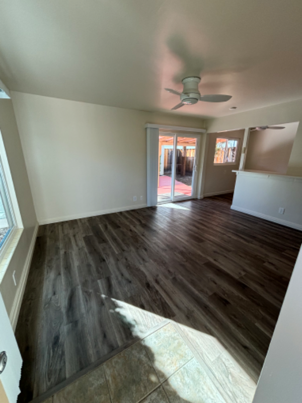 535 Chiquita Ave - Photo 3 of 16