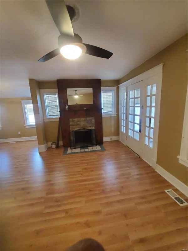 3635 Pine Grove Ave - Photo 3 of 16