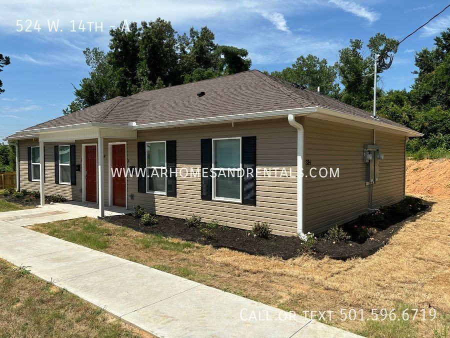 524 W 14th St #A - Photo 2 of 9