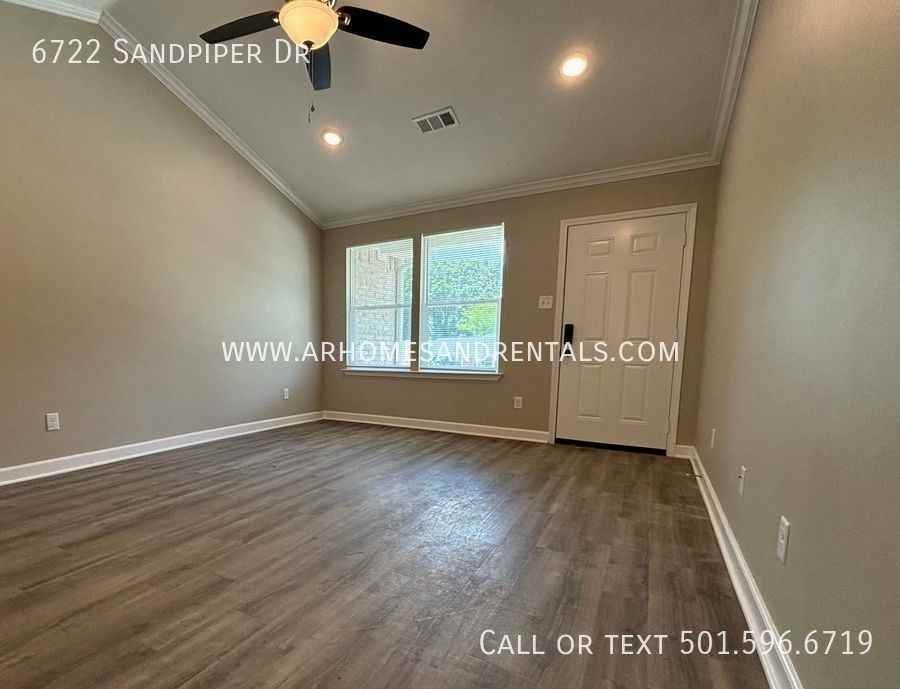 6722 Sandpiper Dr - Photo 2 of 10