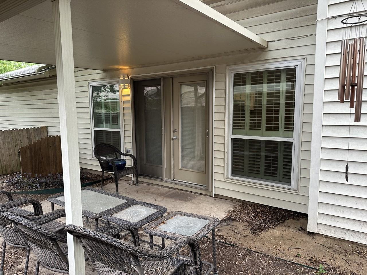 5718 Larkdale Dr - Photo 2 of 31