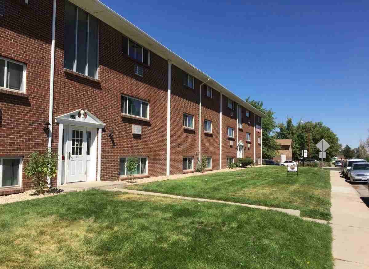 Poplar Arms - Photo 3 of 6