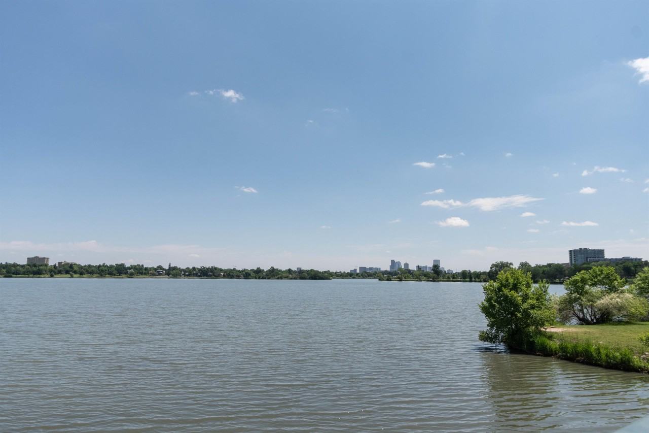 1695 Sheridan Boulevard - Photo 3 of 6