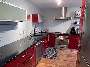 1610 N Larrabee St - Photo 3 of 10