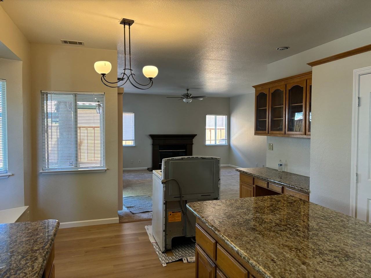 5021 Chaparral Ct - Photo 4 of 21