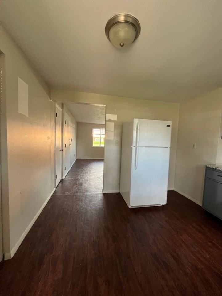 115 S Church St Apartments - Photo 2 of 7