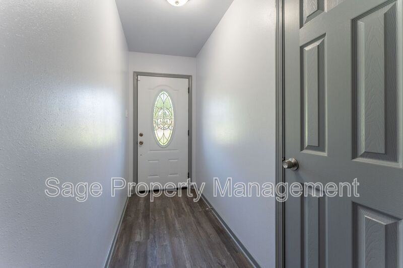 13782A Sycamore St - Photo 2 of 21