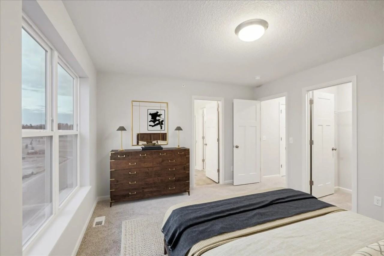 2968 Kepler Ave Ne - Photo 3 of 10