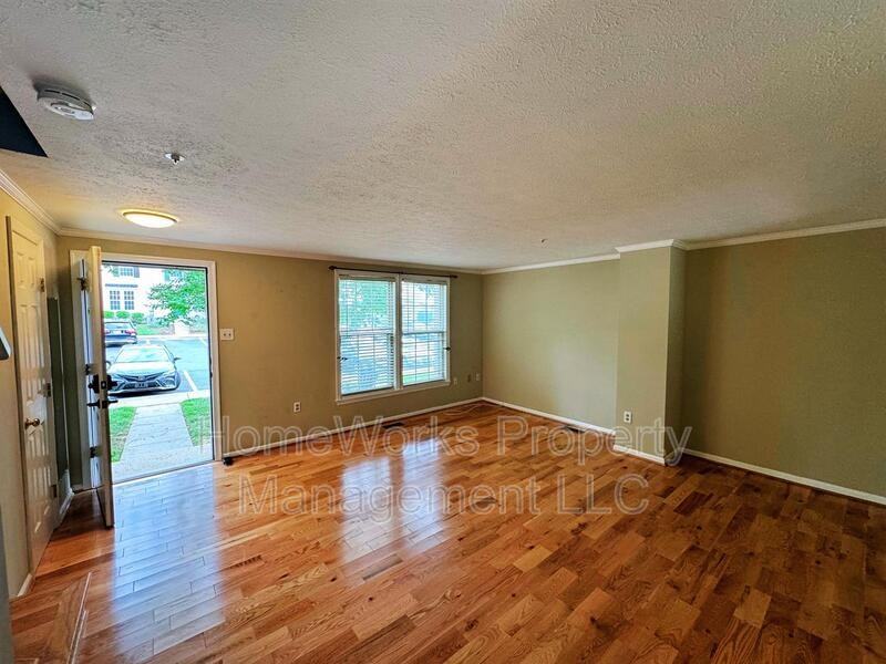 1232 Seminole Dr - Photo 4 of 22