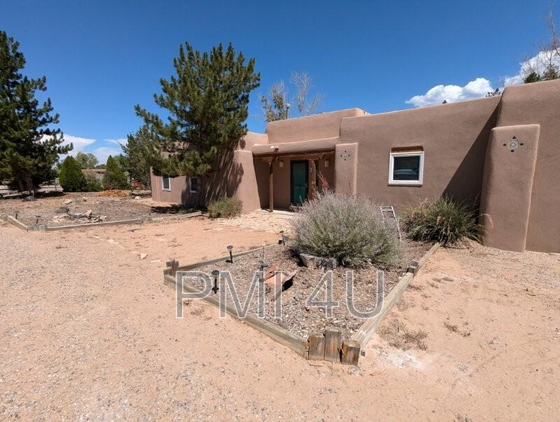 117 Carey Rd #B - Photo 3 of 32