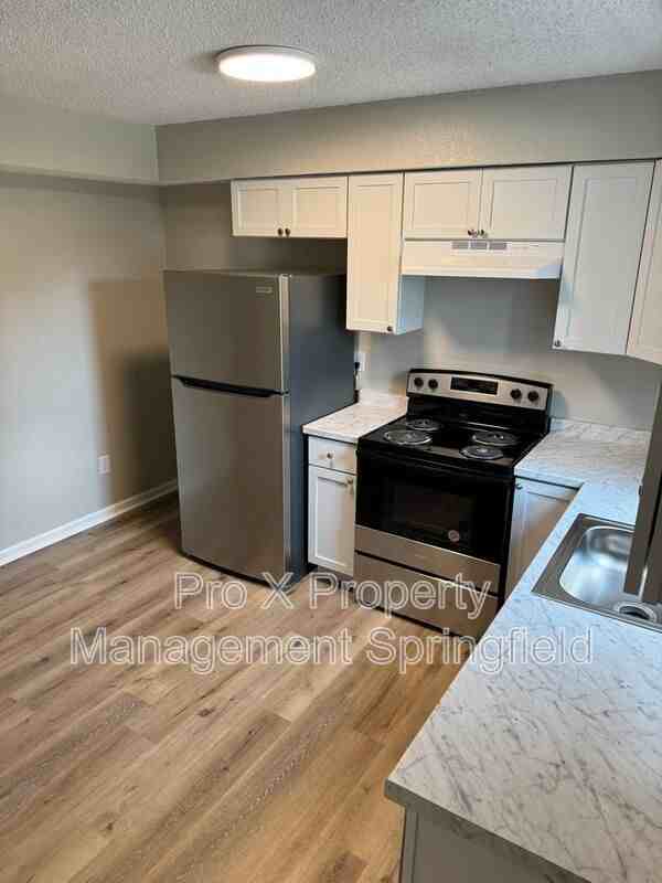 214 W Madison St #E - Photo 6 of 22