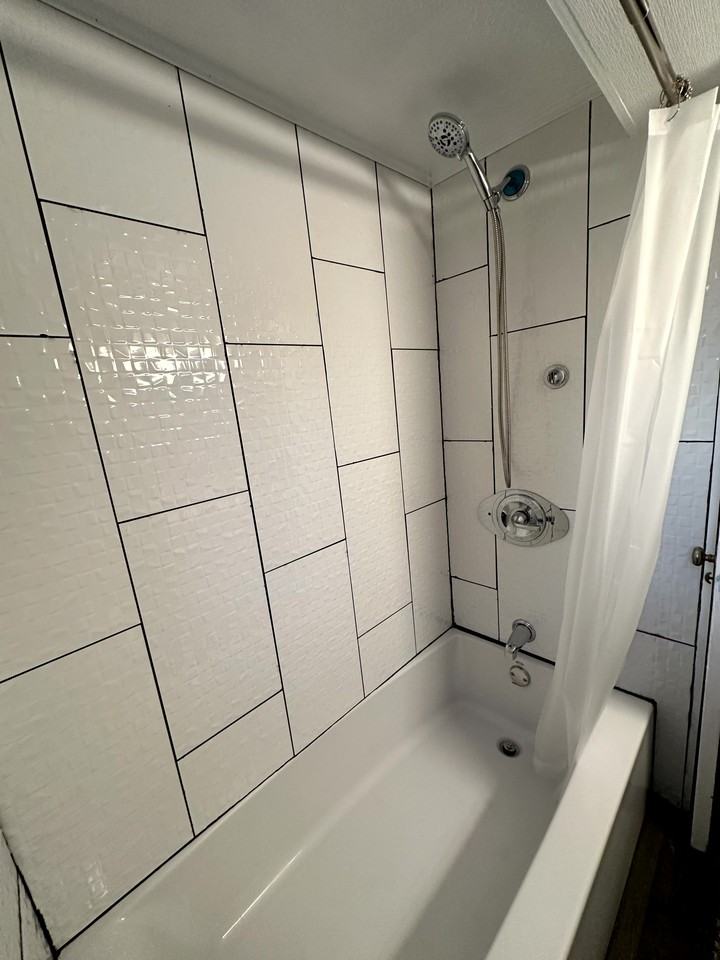 2422 Lake Road Blvd Nw - Photo 3 of 36