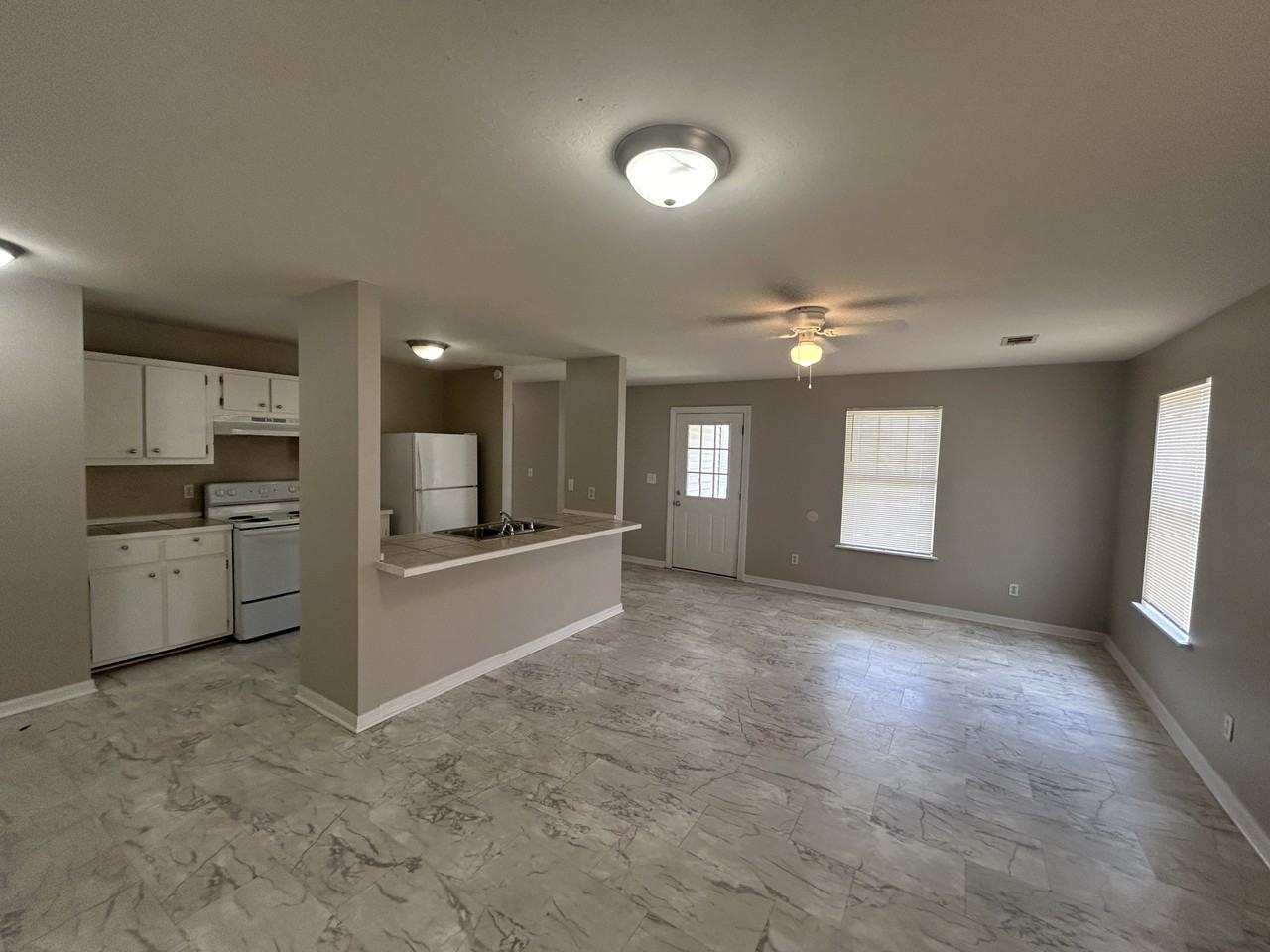 10 Bentley Brooke Ln - Photo 3 of 14