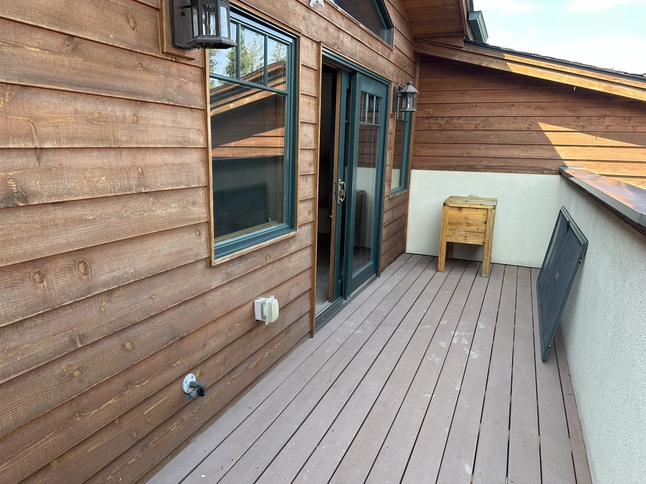 150 Adams St #15 - Photo 4 of 27
